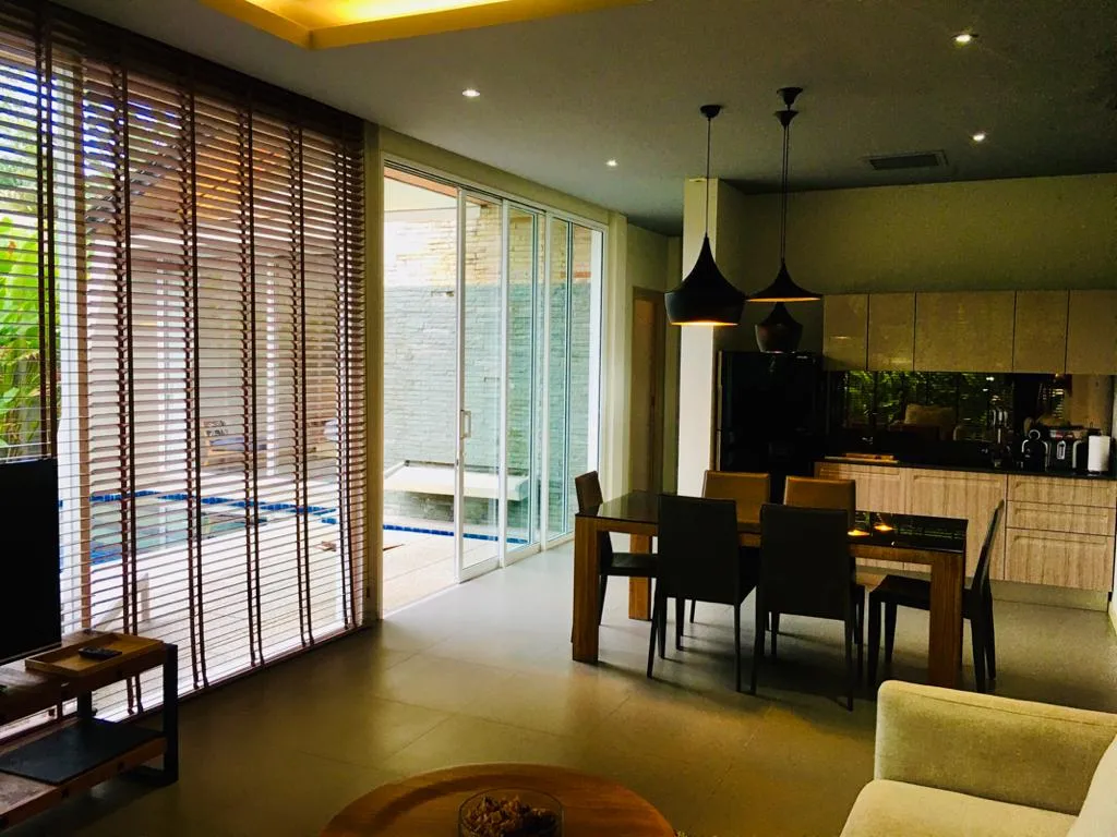 Property image - full photo 2