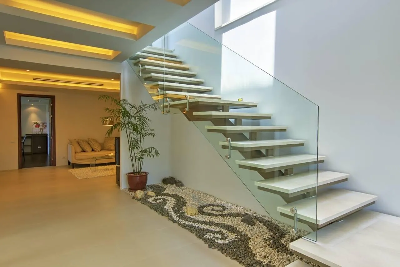 Property image - full photo 15