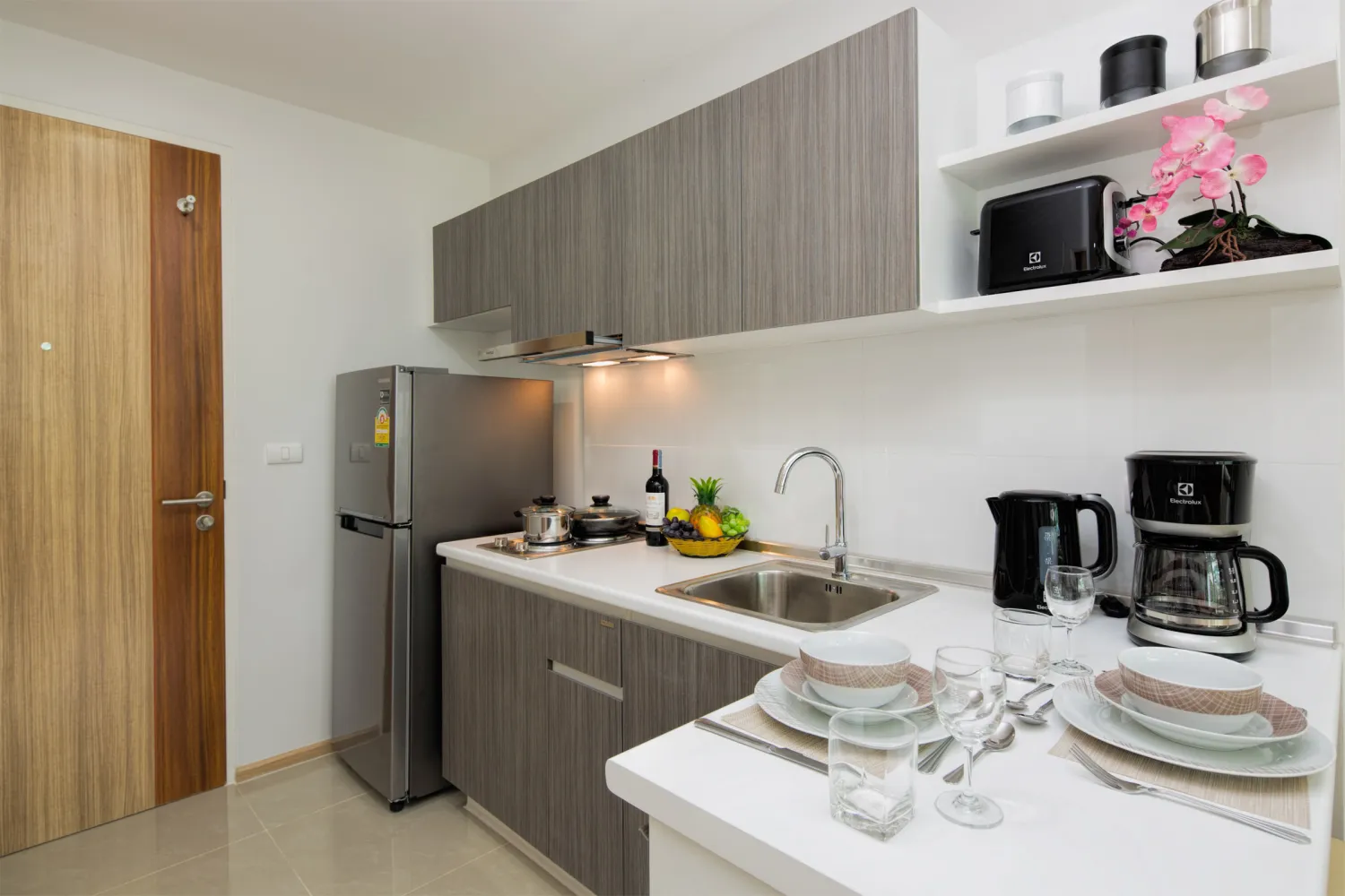 Property image - full photo 9