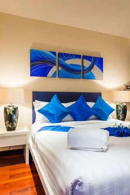 Property image - full photo 13