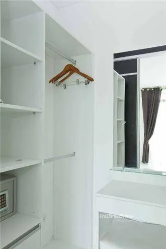 Property image - full photo 54