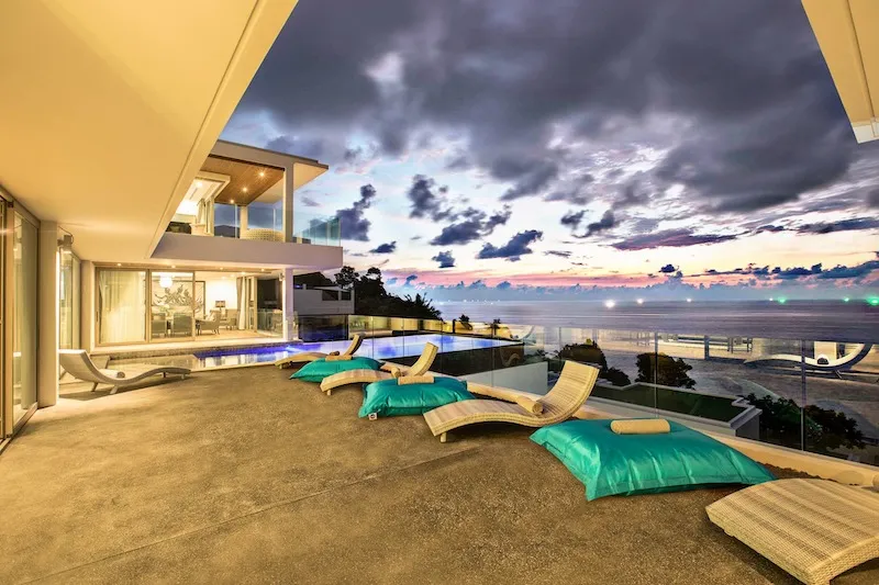 Property image - full photo 2