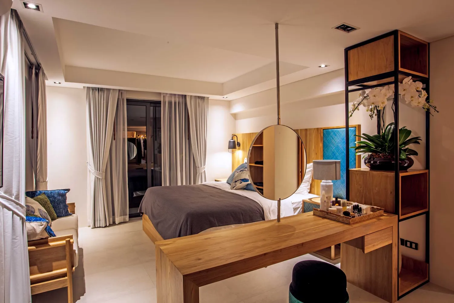 Property image - full photo 10