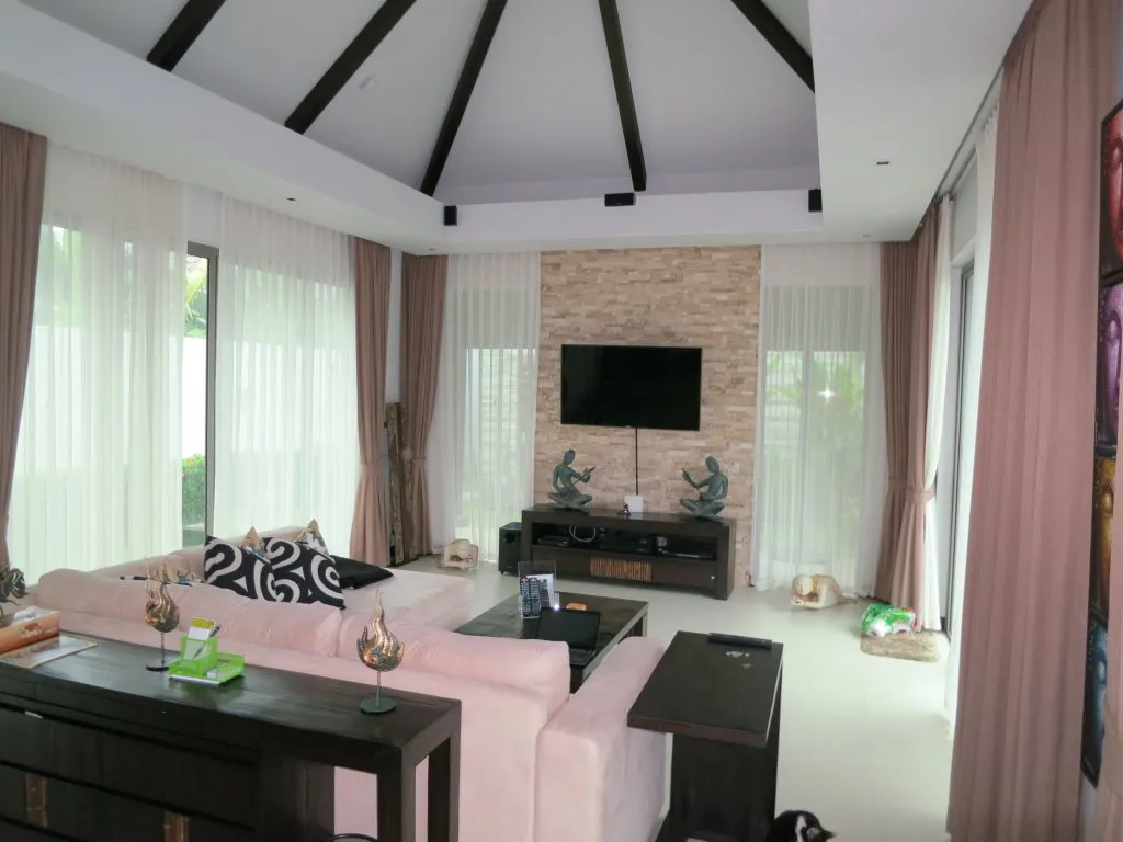 Property image - full photo 25