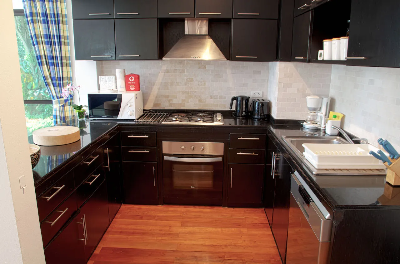 Property image - full photo 13