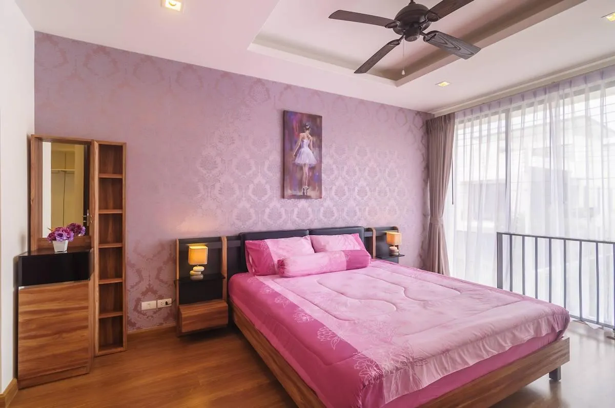 Property image - full photo 20