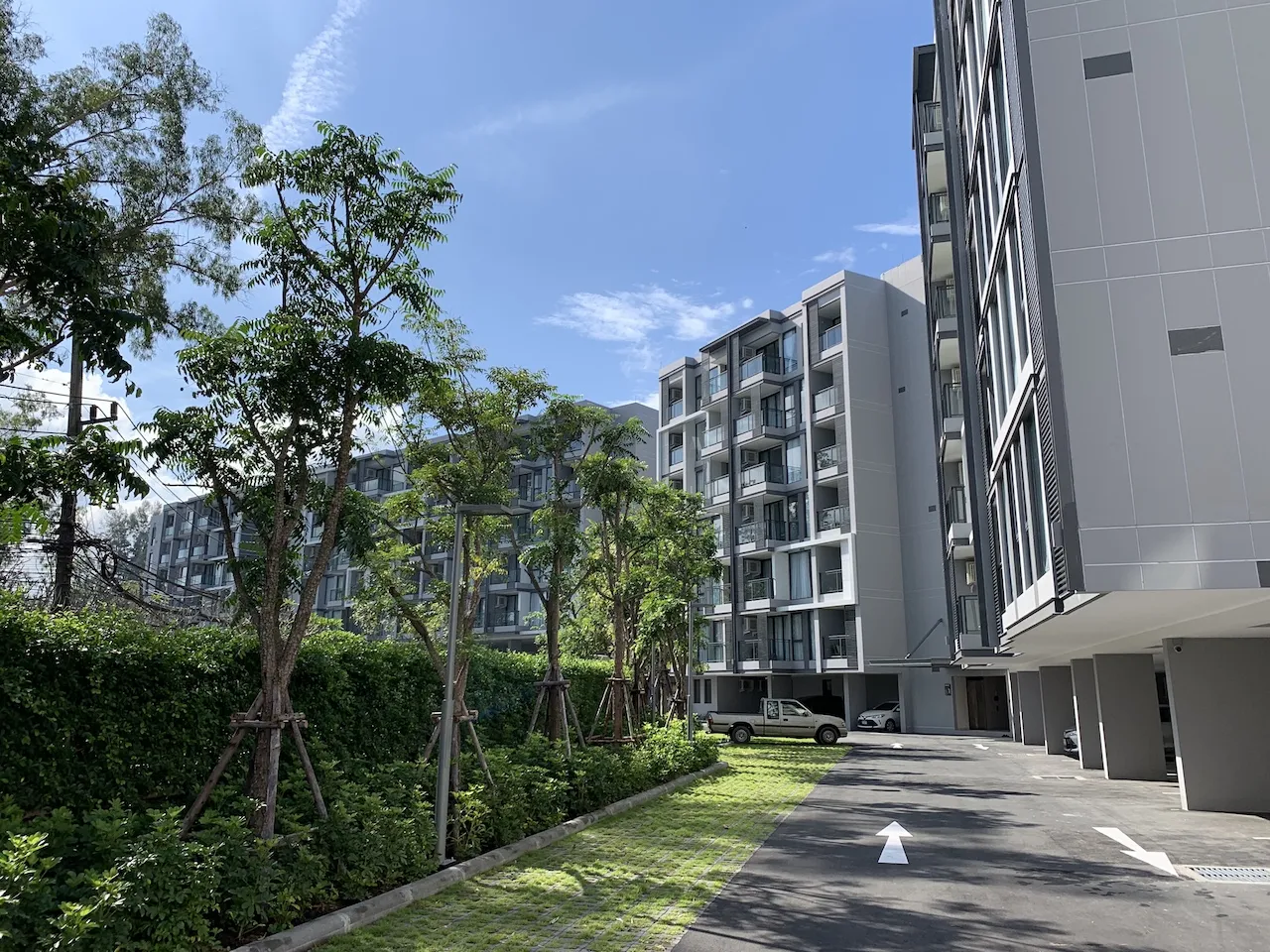 Property image - full photo 2