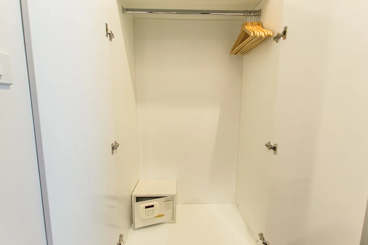 Property image - full photo 26