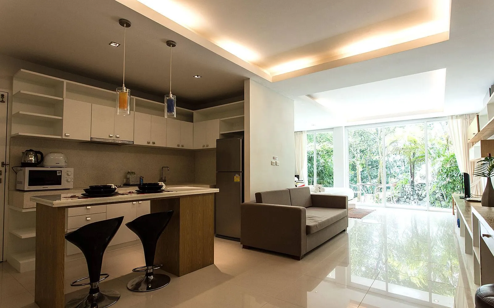 Property image - full photo 6