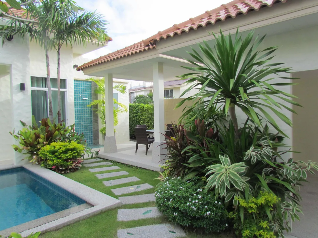 Property image - full photo 1