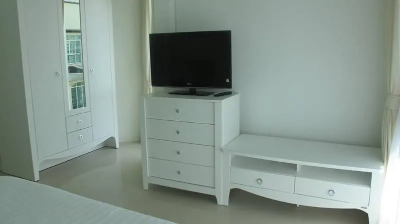 Property image - full photo 22