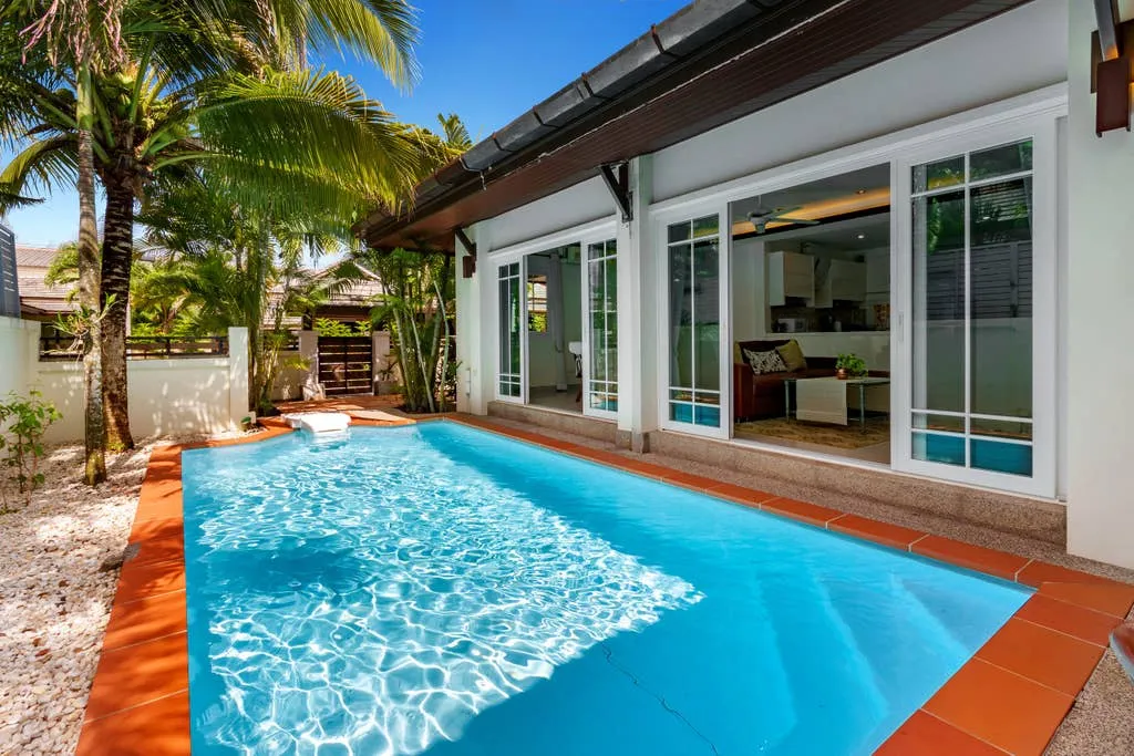 Property image - full photo 1