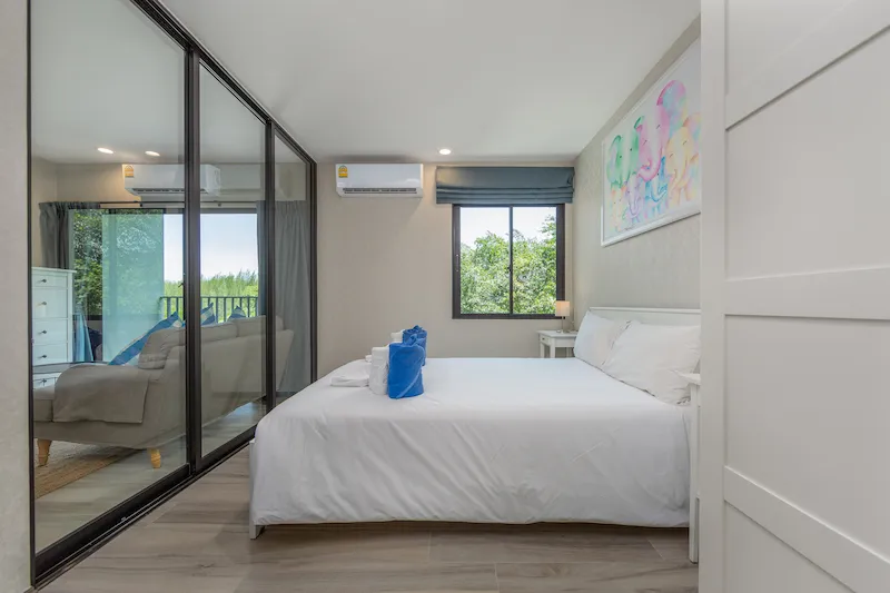 Property image - full photo 11