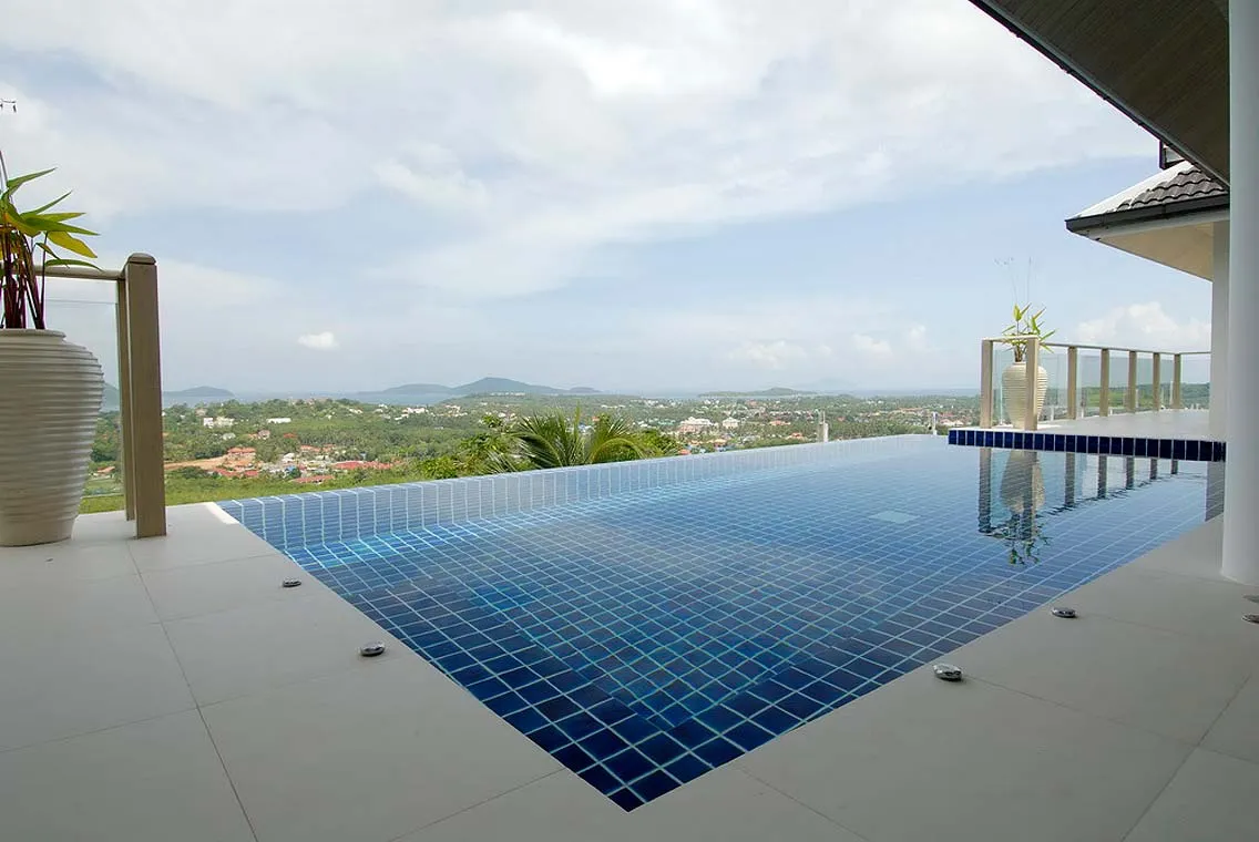Property image - full photo 42