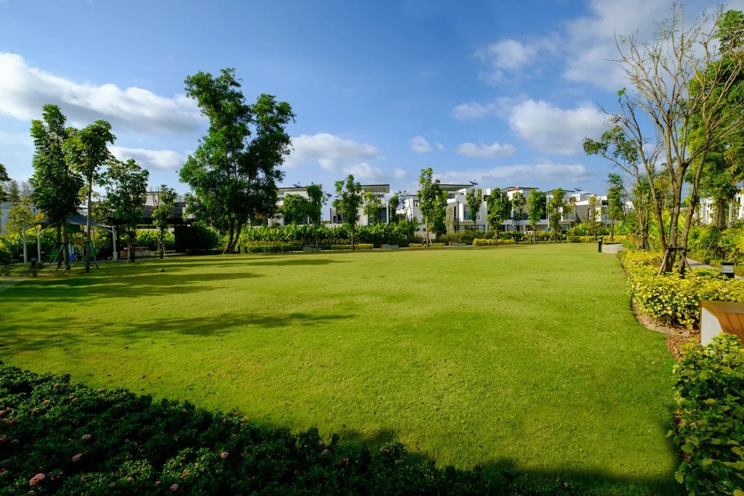 Property image - full photo 40