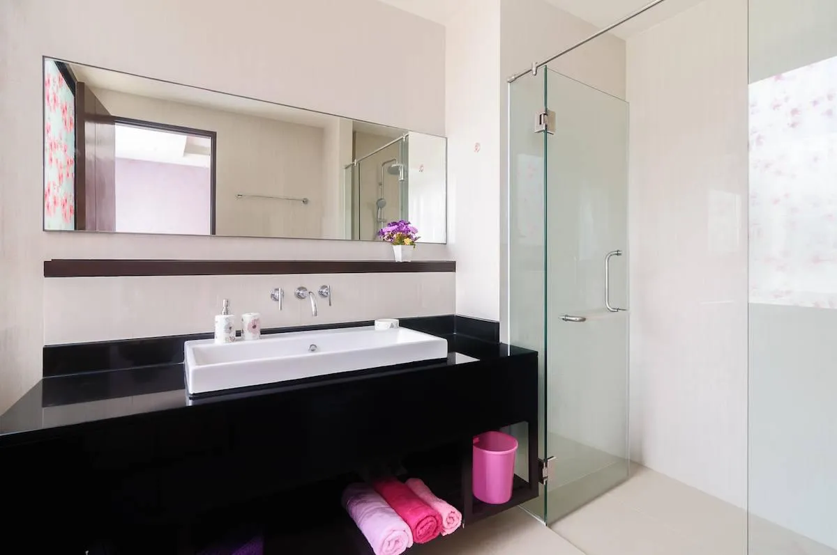 Property image - full photo 25