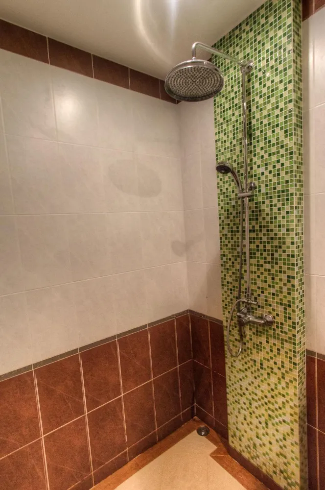 Property image - full photo 32