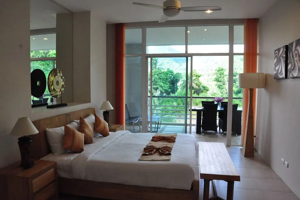 Property image - full photo 7