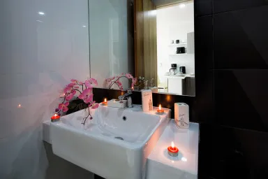 Property image - full photo 6