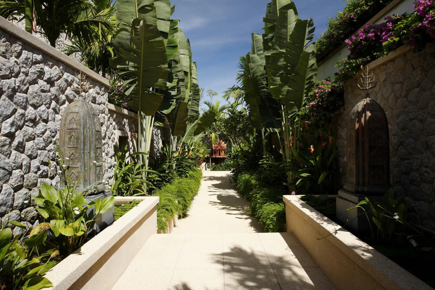 Property image - full photo 15