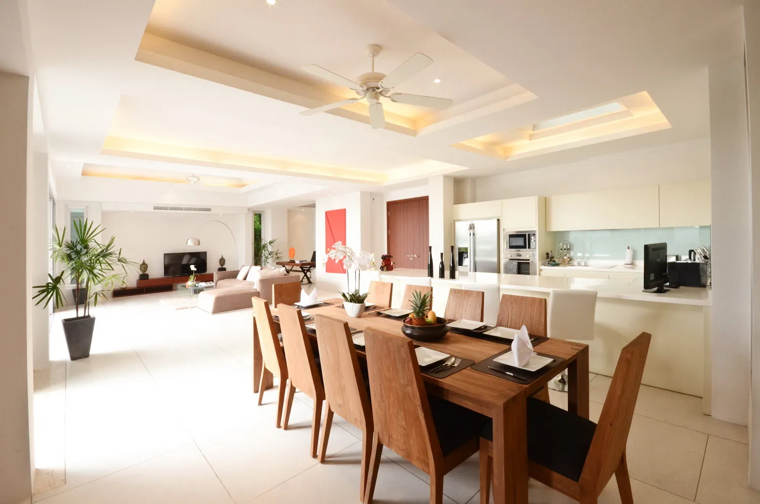 Property image - full photo 3