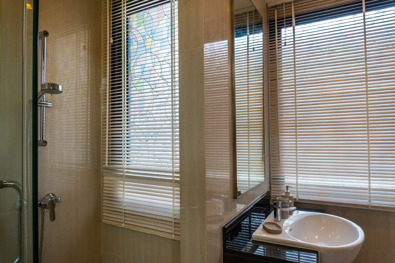 Property image - full photo 30