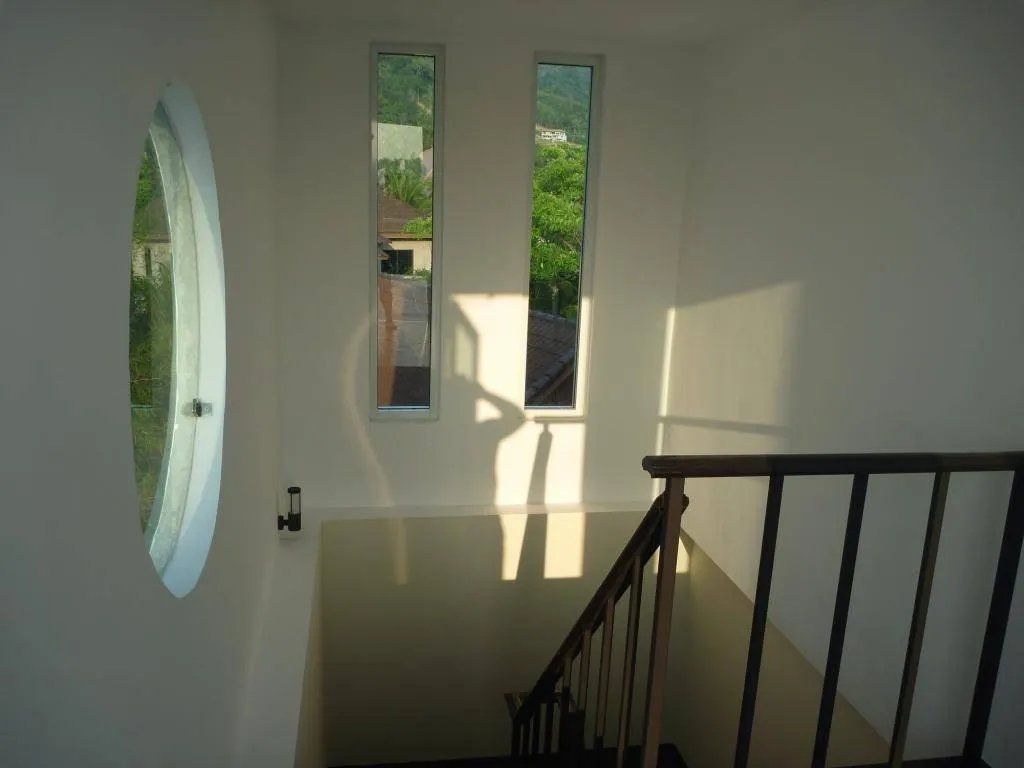 Property image - full photo 8