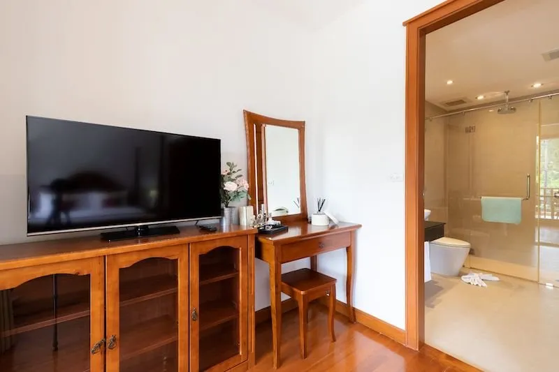 Property image - full photo 21