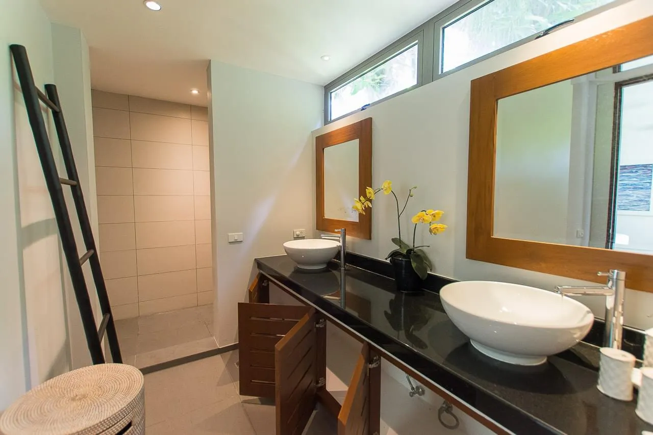 Property image - full photo 23