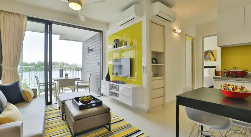 Property image - full photo 3