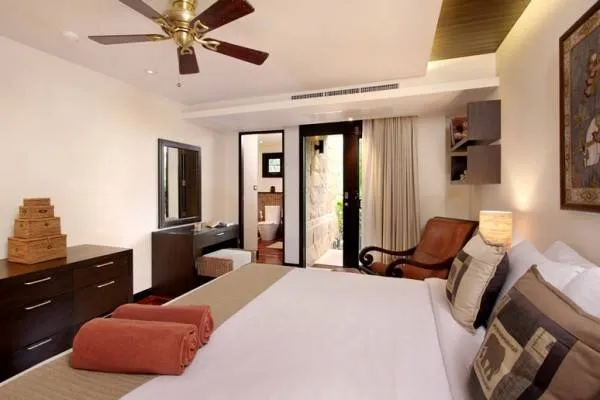 Property image - full photo 7