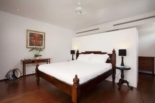 Property image - full photo 16