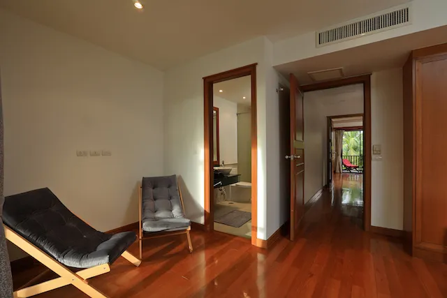 Property image - full photo 12