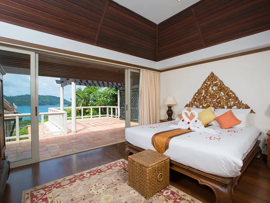 Property image - full photo 5