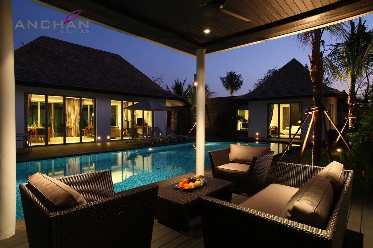 Property image - full photo 11