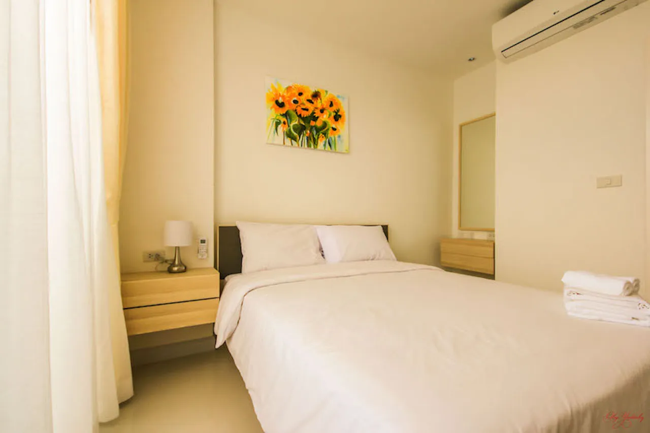 Property image - full photo 14