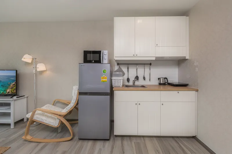 Property image - full photo 6