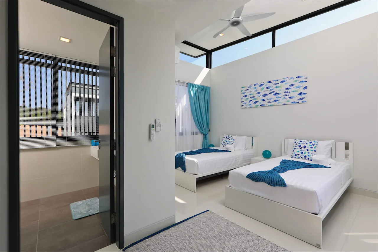 Property image - full photo 18