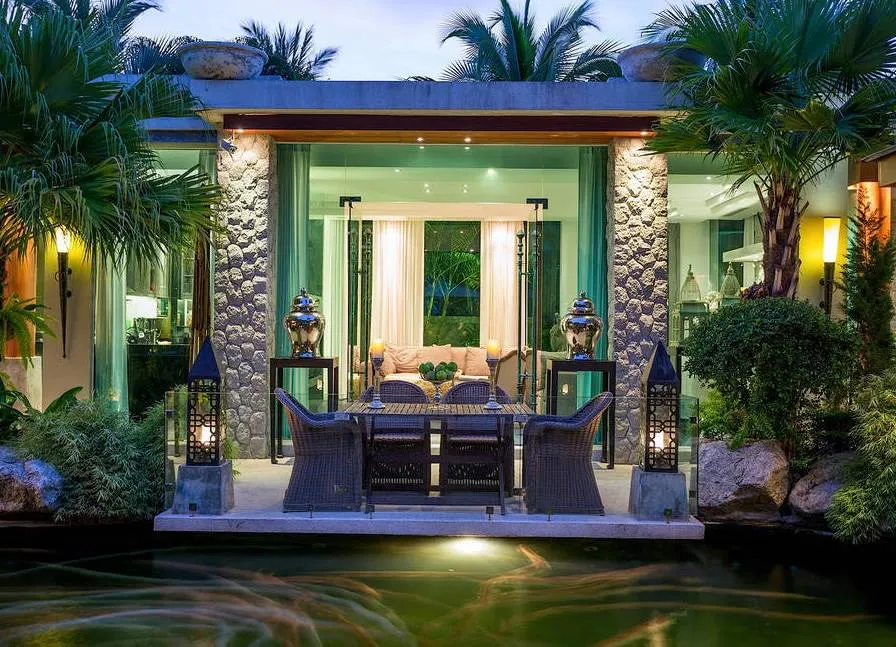 Property image - full photo 2