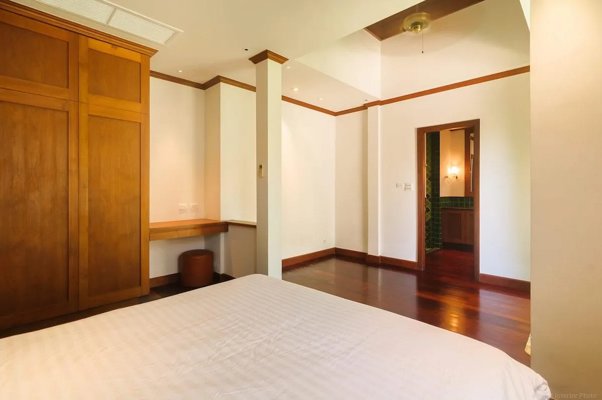 Property image - full photo 48