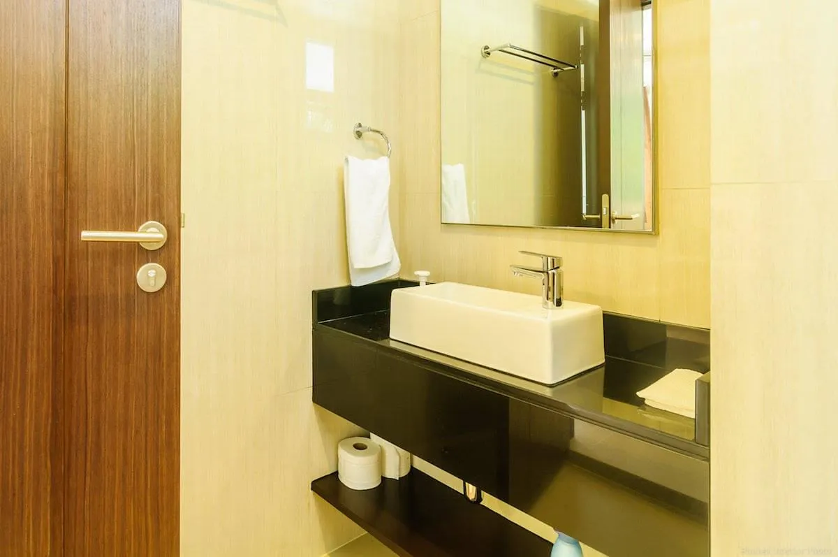 Property image - full photo 10