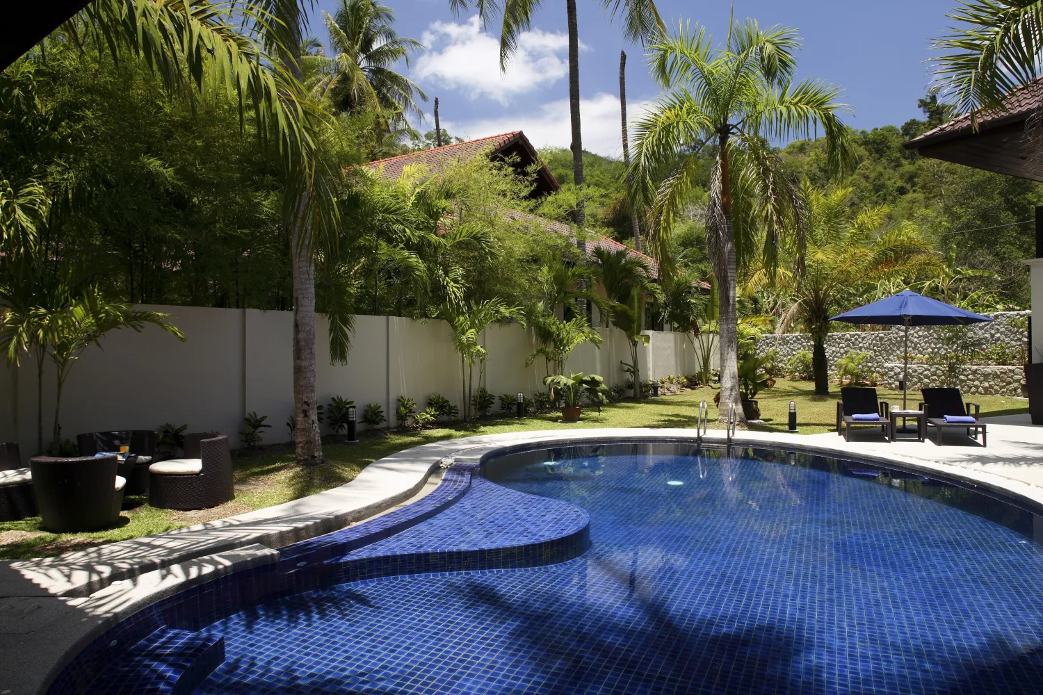 Property image - full photo 36