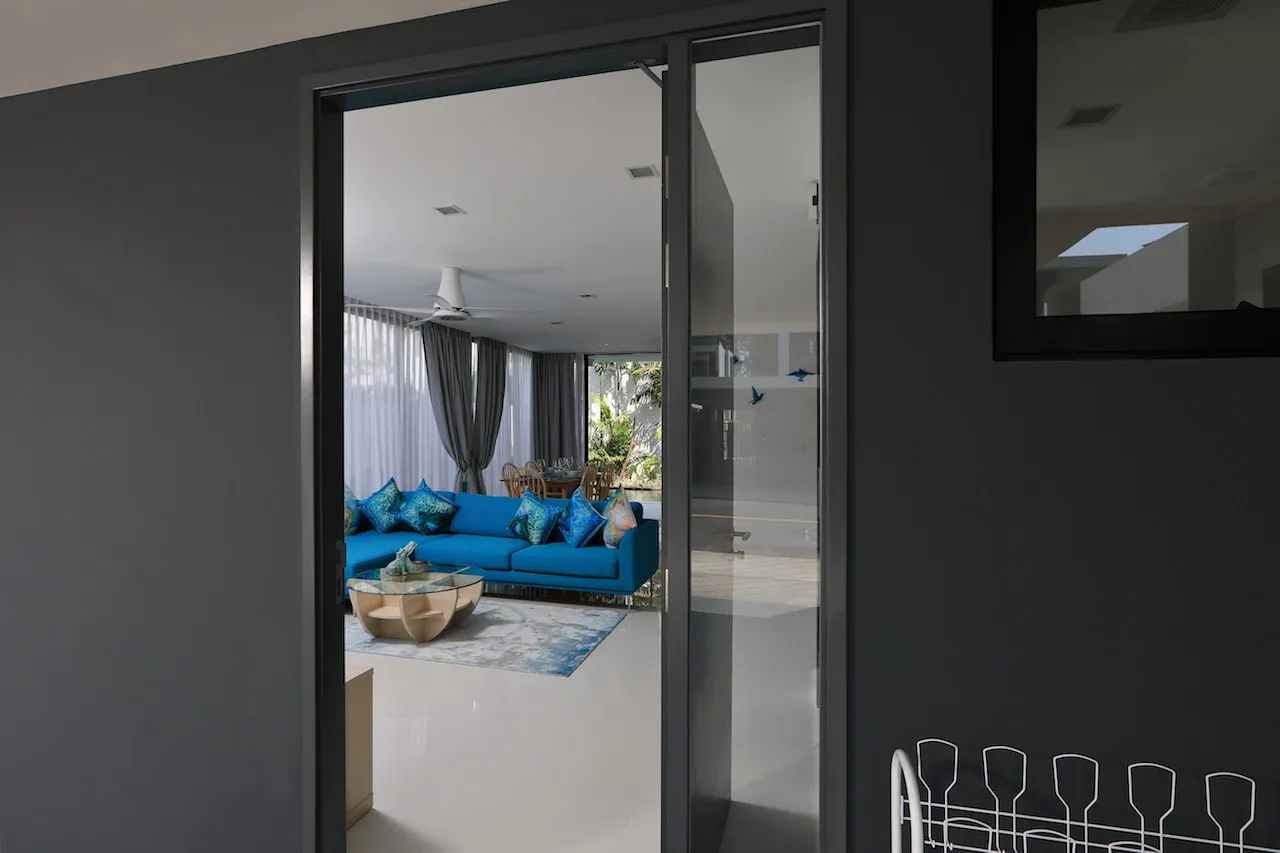 Property image - full photo 5
