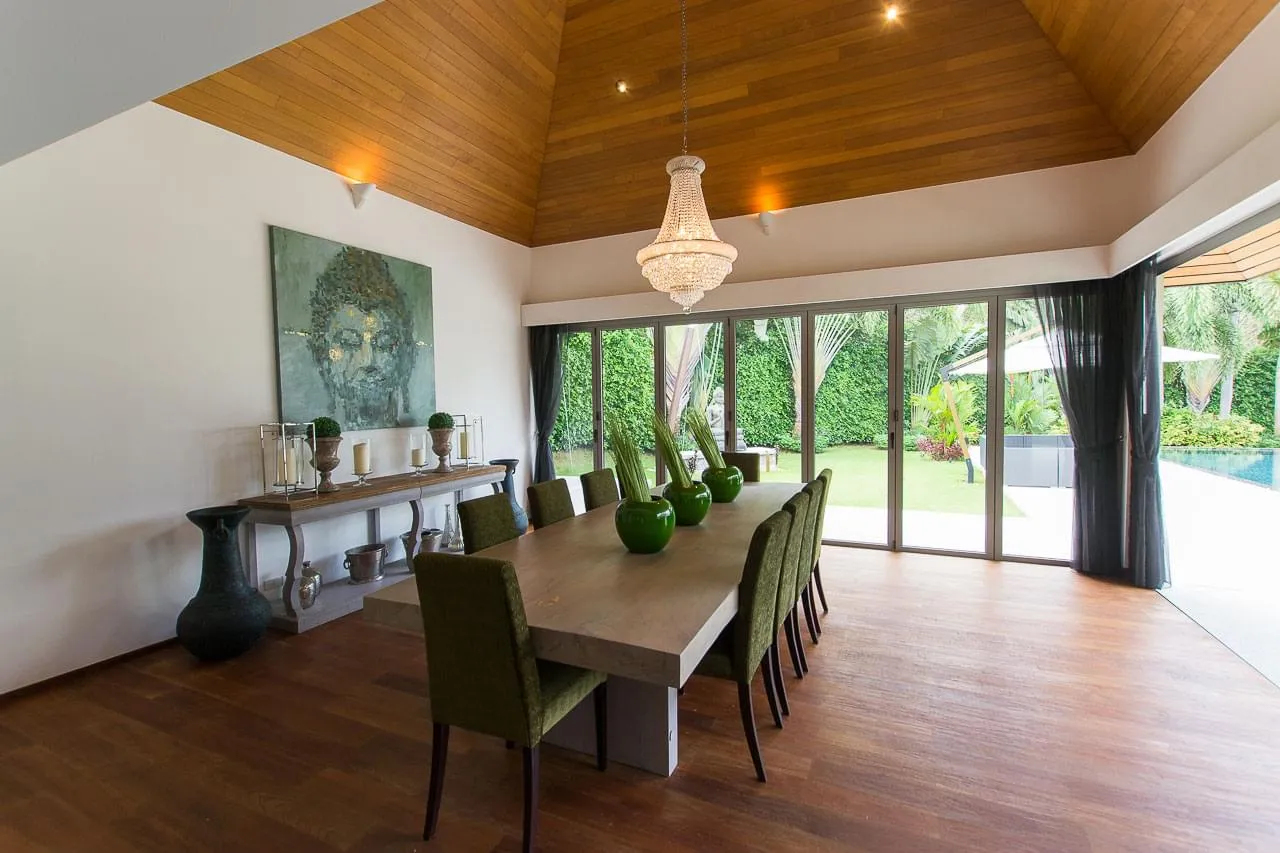 Property image - full photo 3
