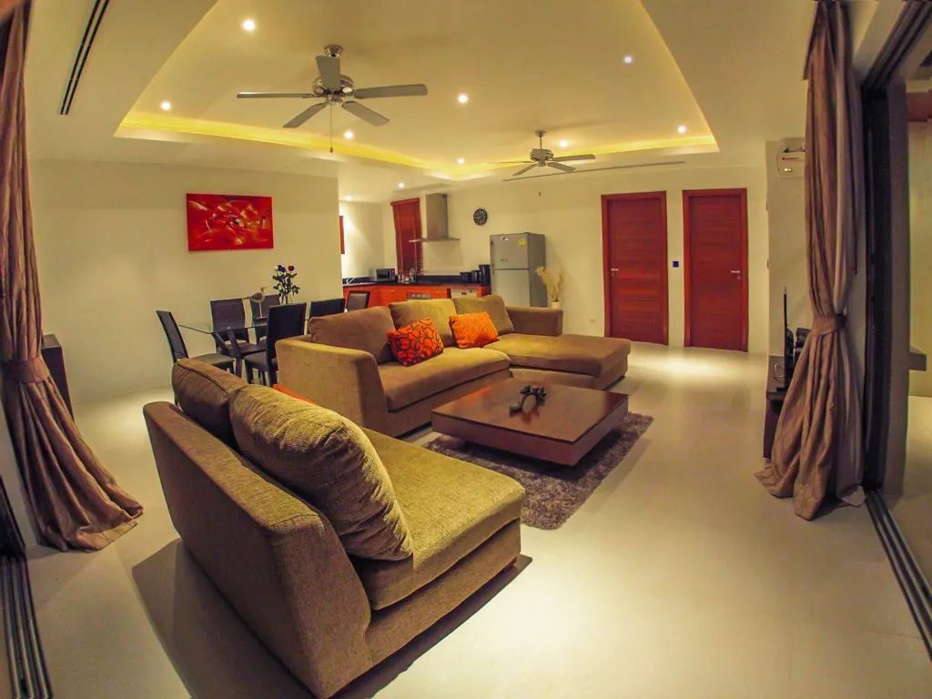 Property image - full photo 6