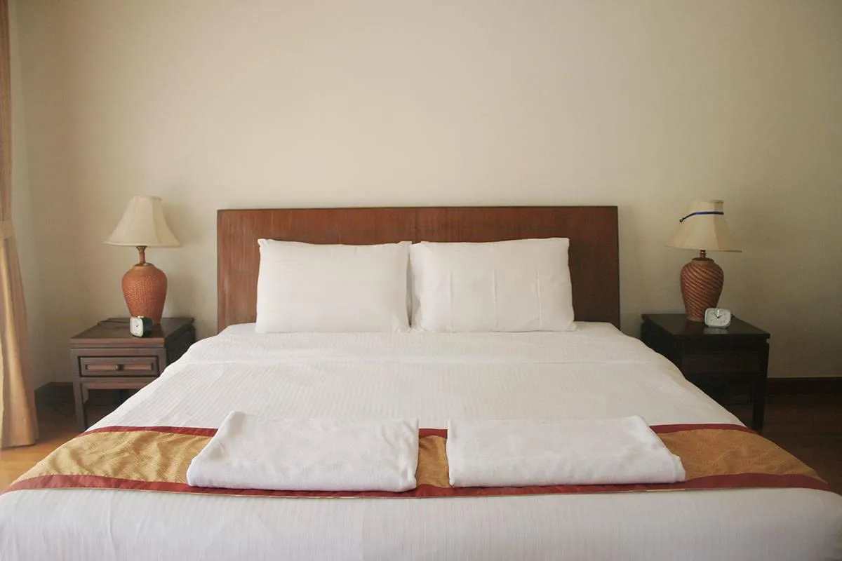 Property image - full photo 11