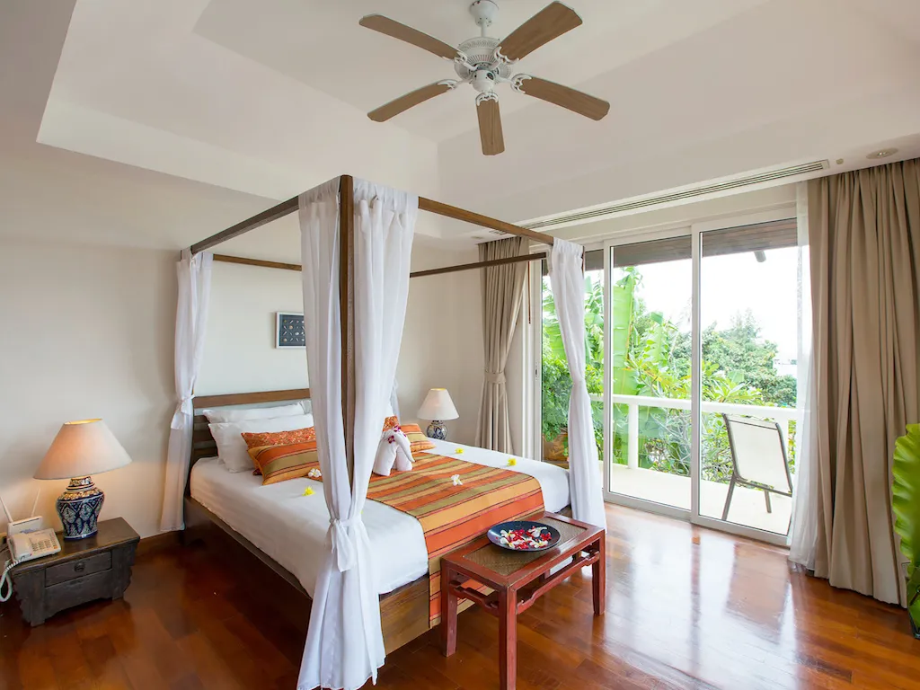 Property image - full photo 17