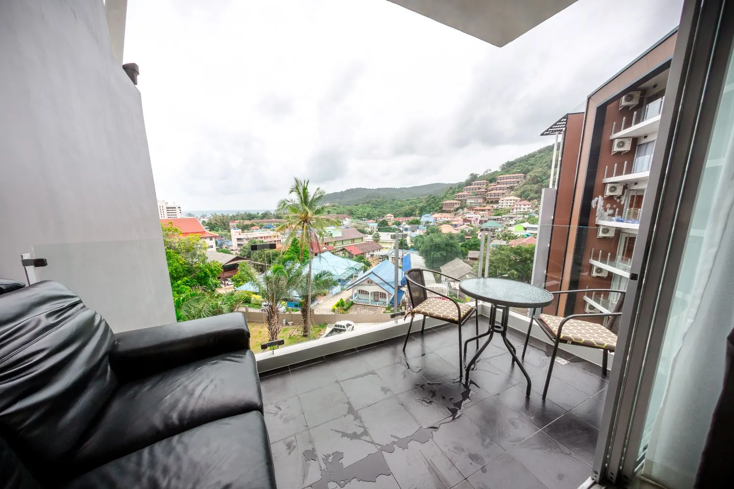 Property image - full photo 1