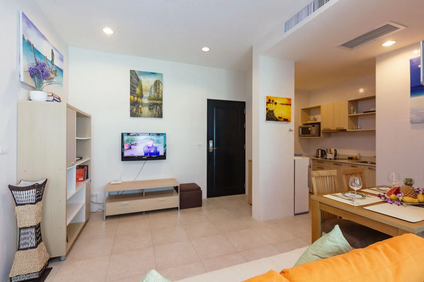 Property image - full photo 14