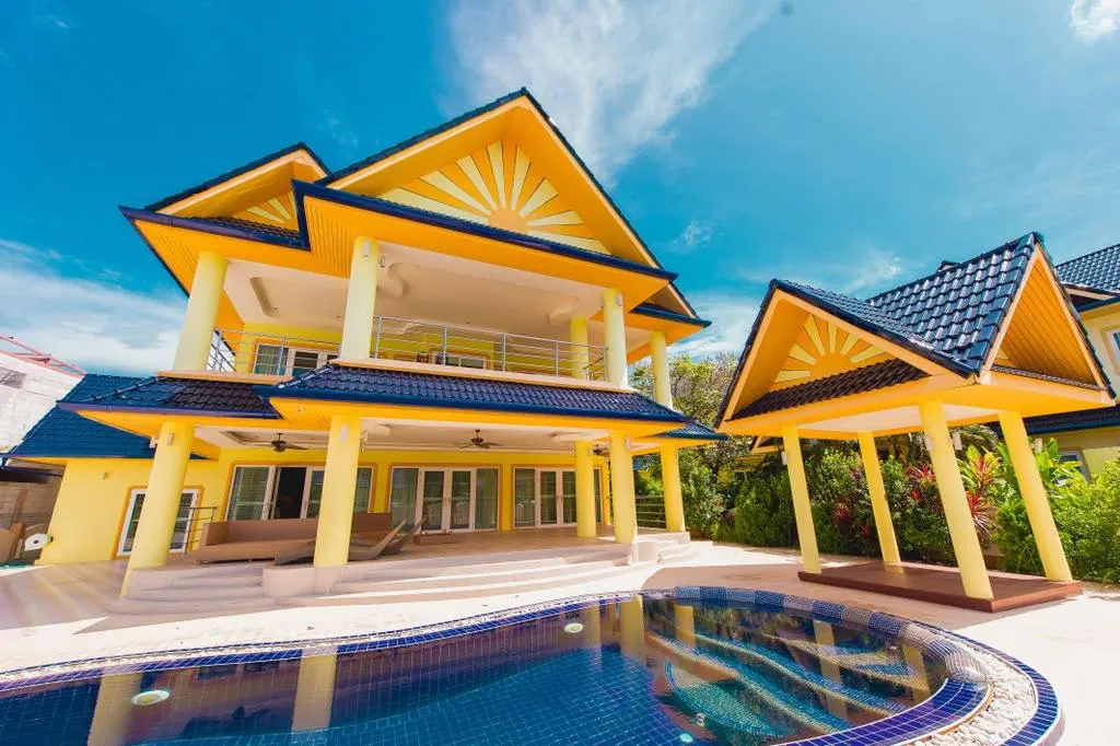 Property image - full photo 2